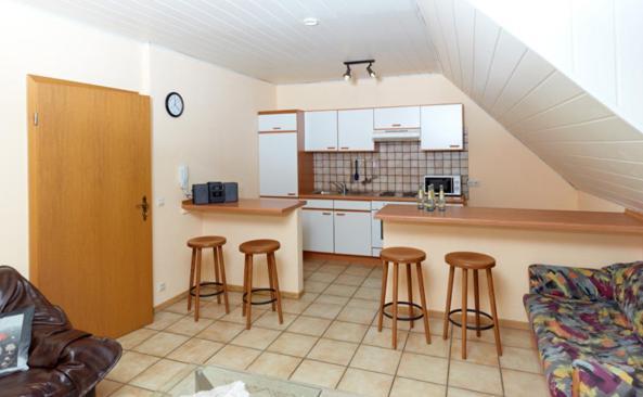 Landgasthof Zum Siebenbachtal Strotzbüsch エクステリア 写真